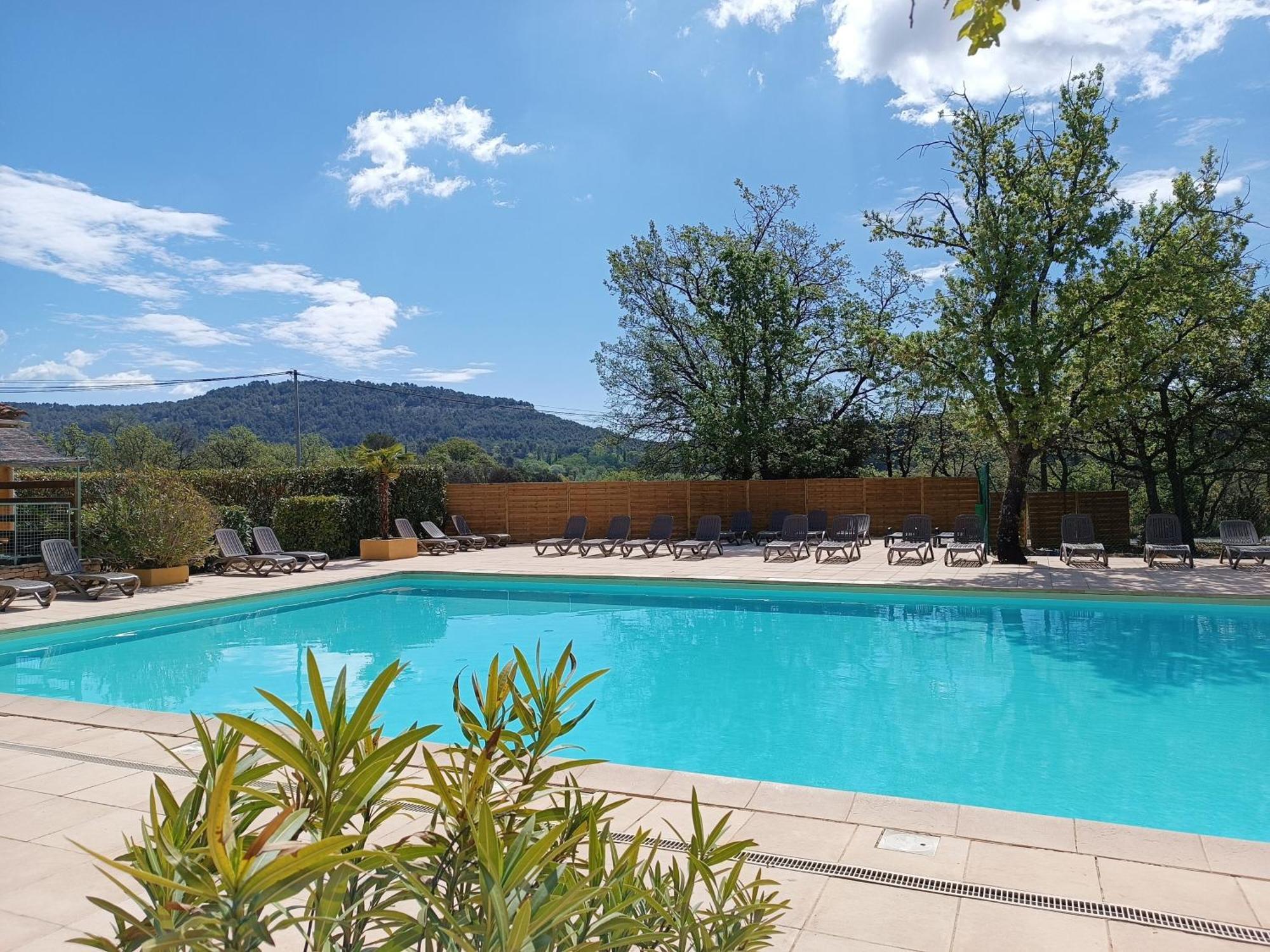 Domaine Les Chenes Blancs Hotel Saint-Saturnin-d'Apt Ngoại thất bức ảnh